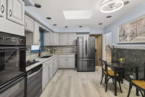 Palos Heights, IL 60463,13064 S 71ST Avenue