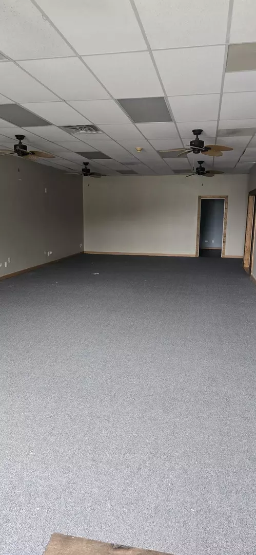 Crystal Lake, IL 60014,4410 Il Route 176 Highway #7