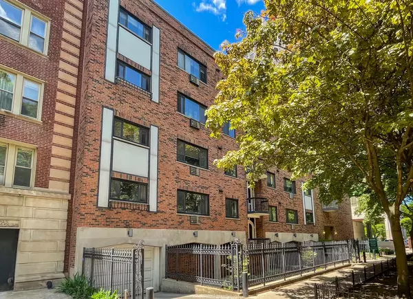 2336 N Commonwealth Avenue #406, Chicago, IL 60614