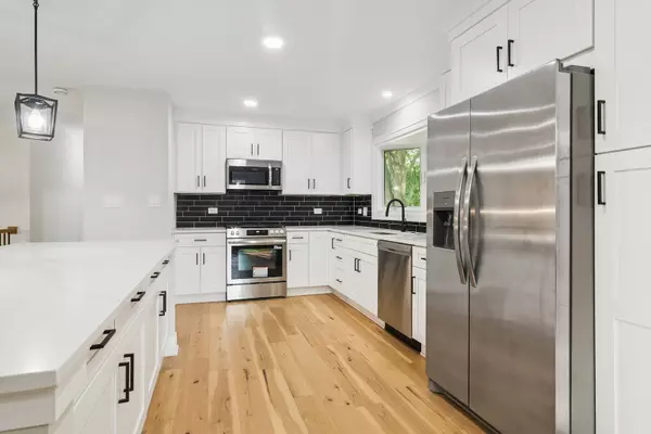 Hoffman Estates, IL 60169,1420 Hassell Road