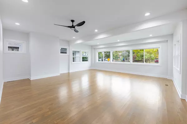 Chicago, IL 60651,1054 N Latrobe Avenue