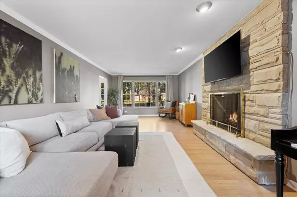 Park Ridge, IL 60068,1219 S Western Avenue