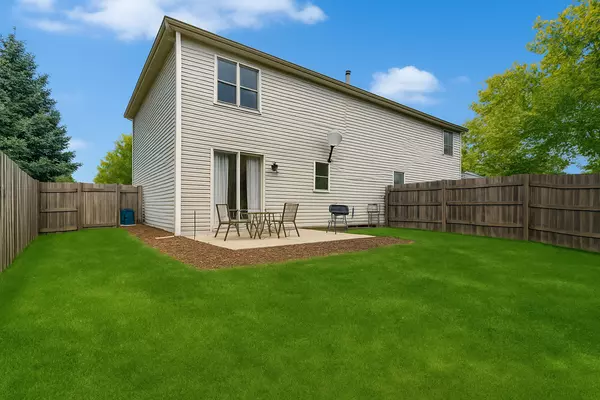 Yorkville, IL 60560,514 Powers Court #B