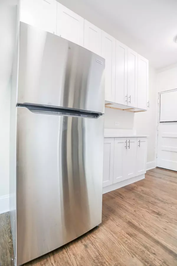 Chicago, IL 60637,5742 S Stony Island Avenue #1-4