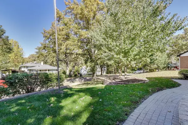 Mundelein, IL 60060,137 Racine Place