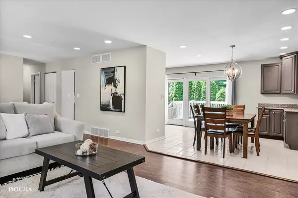 Naperville, IL 60540,425 W Gartner Road