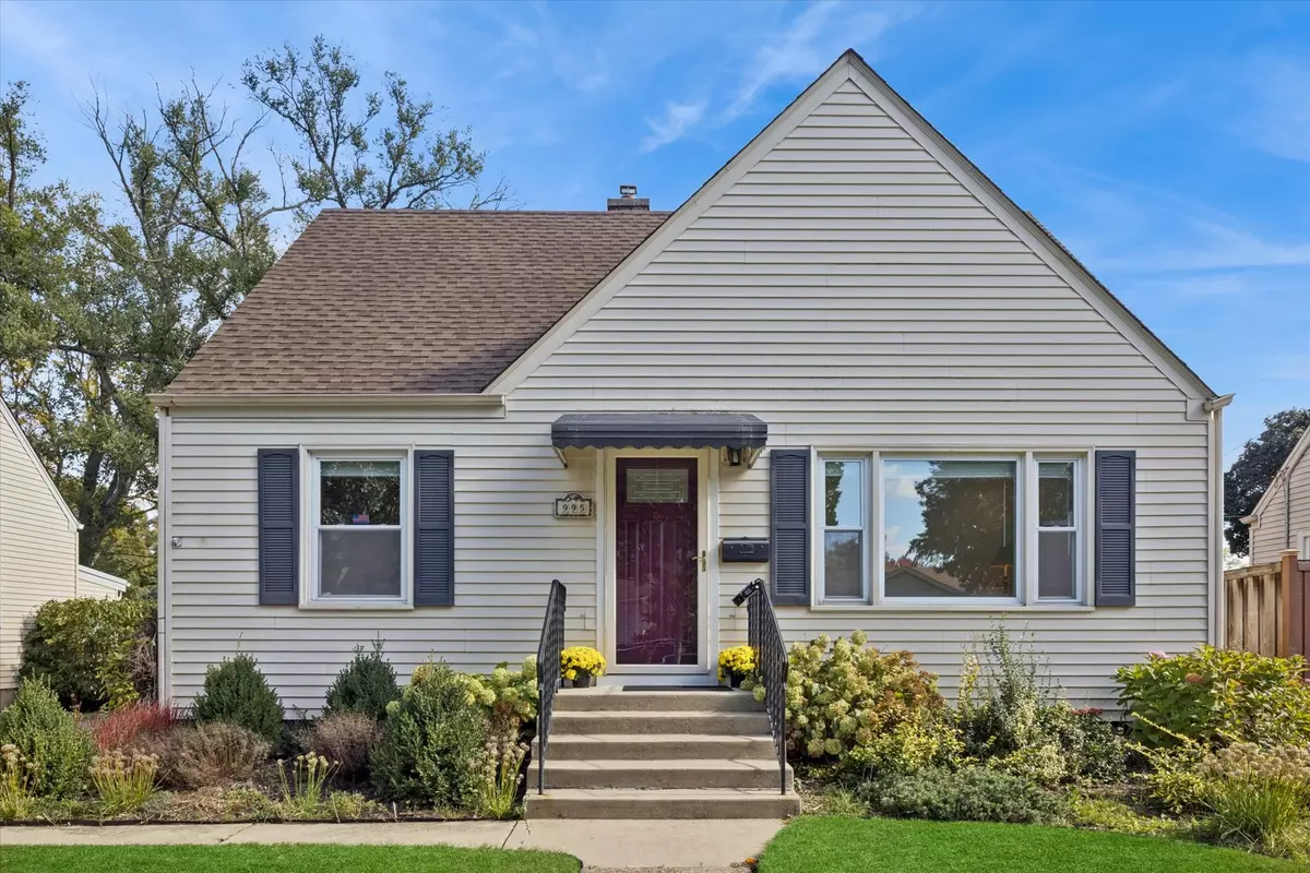 Elmhurst, IL 60126,995 S Swain Avenue