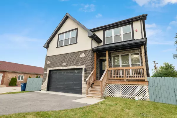 Bridgeview, IL 60455,7727 S Roberts Road