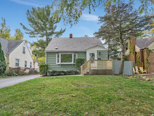 Homewood, IL 60430,1823 Evergreen Road