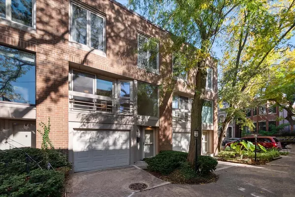 1848 N Dayton Street, Chicago, IL 60614