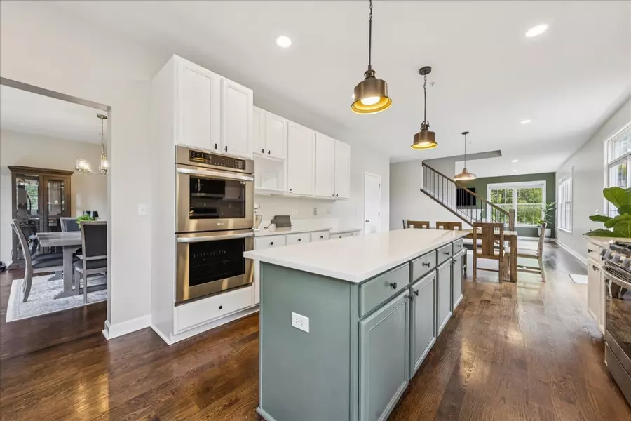 1432 Cascade Lane, Barrington, IL 60010