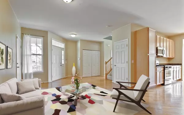 Vernon Hills, IL 60061,473 Bay Tree Circle