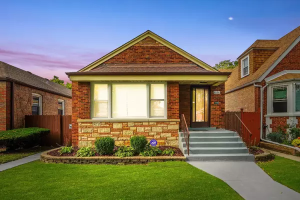 Chicago, IL 60652,8054 S Washtenaw Avenue