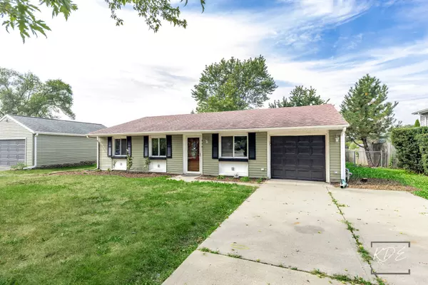 113 Cedarwood Avenue, Bolingbrook, IL 60440