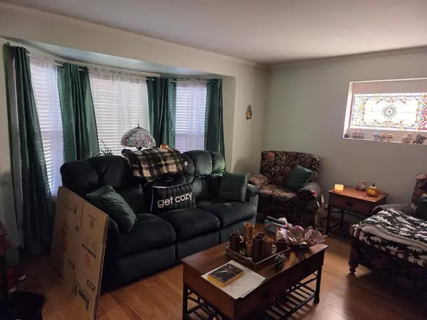 Chicago, IL 60656,5048 N Nottingham Avenue