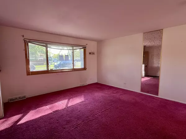 Des Plaines, IL 60016,420 W Millers Road