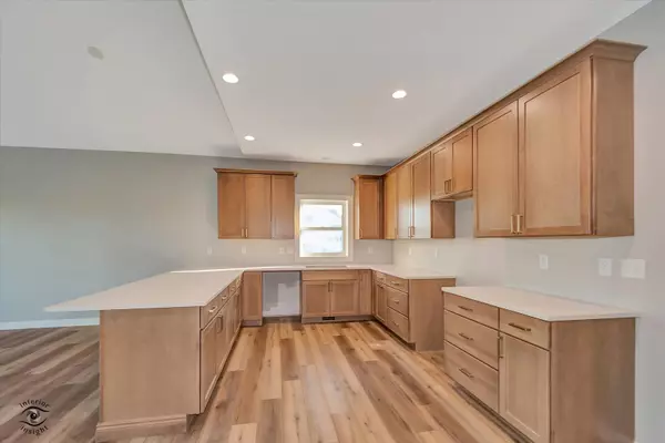 Diamond, IL 60416,1165 S. Farmstone Drive