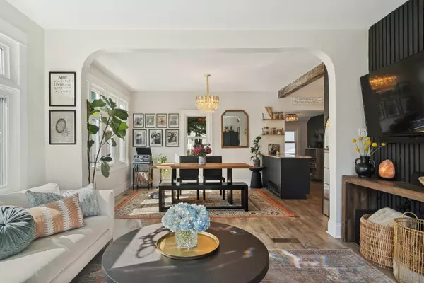 Barrington, IL 60010,114 Harrison Street