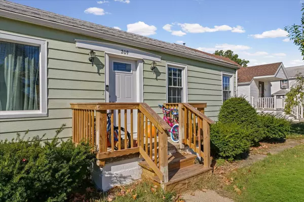 Buckley, IL 60918,209 S Walnut Street