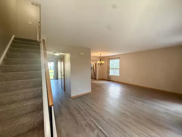 Aurora, IL 60503,2477 Smithfield Court