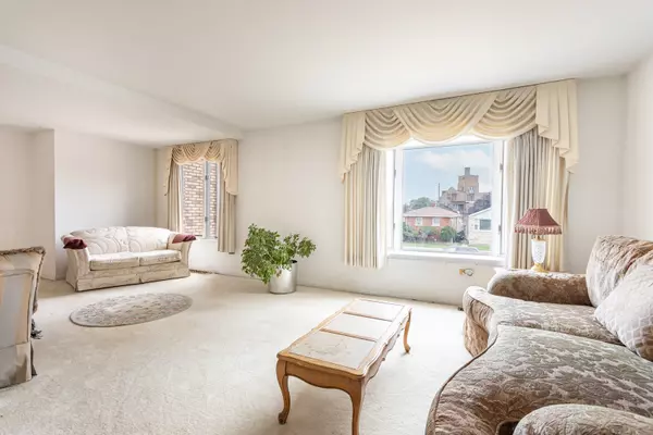 Chicago, IL 60619,Address not disclosed