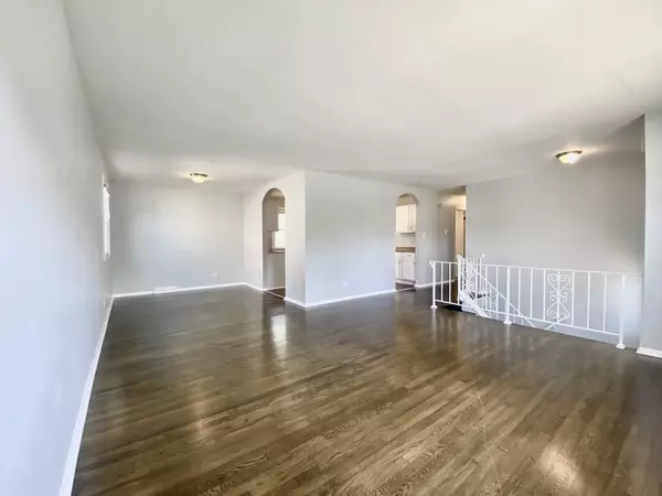 Hazel Crest, IL 60429,3324 Laurel Lane