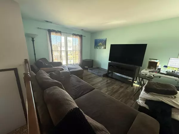 Westmont, IL 60559,425 Beechwood Drive