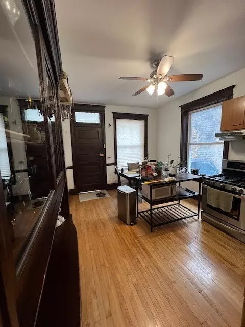 Chicago, IL 60608,1909 S May Street #1