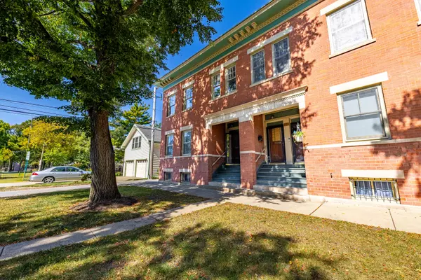 612 Randolph Street #2, Oak Park, IL 60302