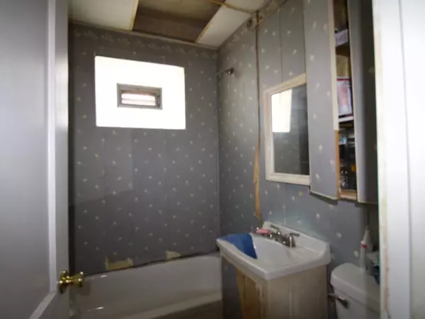 Elmwood Park, IL 60707,7871 W Oakleaf Avenue