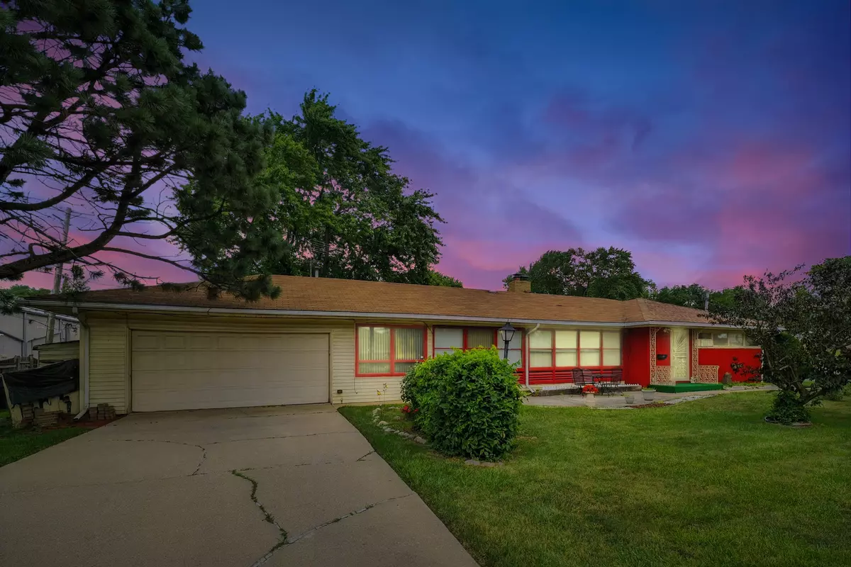 Harvey, IL 60426,16632 Emerald Avenue