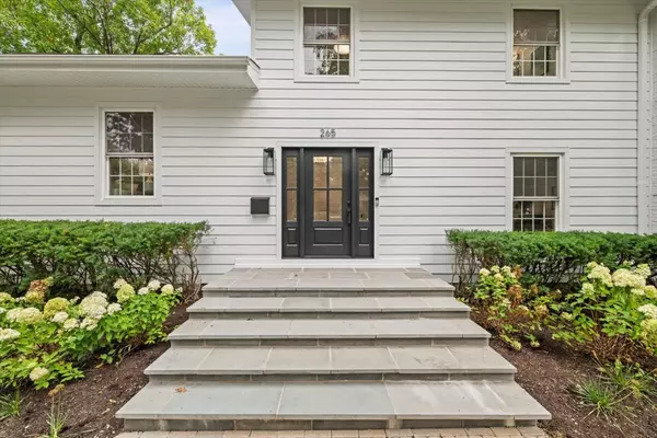 Glencoe, IL 60022,265 Randolph Street