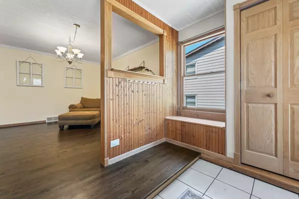 Glen Ellyn, IL 60137,22W351 Birchwood Drive