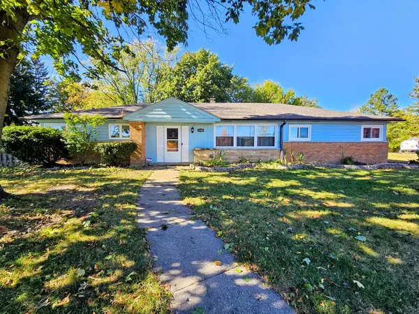 1940 Hawthorne Drive, Rockford, IL 61107