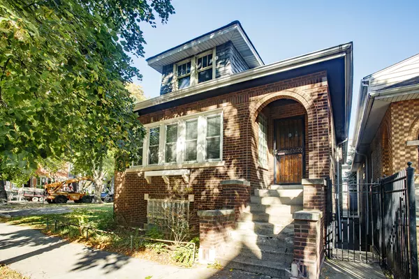 2152 W Webster Avenue, Chicago, IL 60647