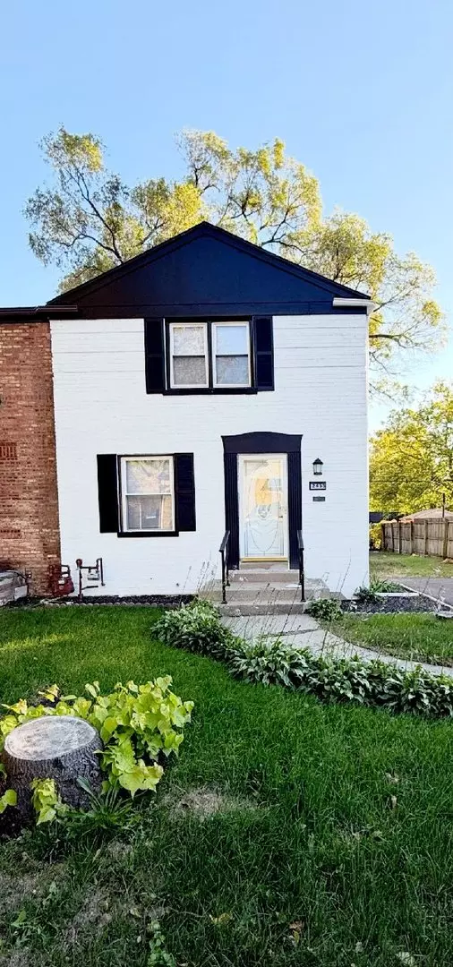 2453 E 96th Street, Chicago, IL 60617