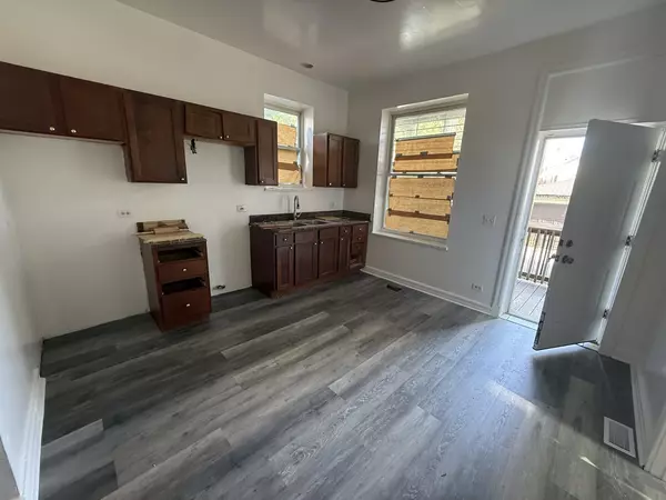 Chicago, IL 60623,1239 S Spaulding Avenue #1RE