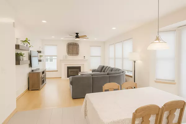 Round Lake, IL 60073,246 W Winding Trail Circle