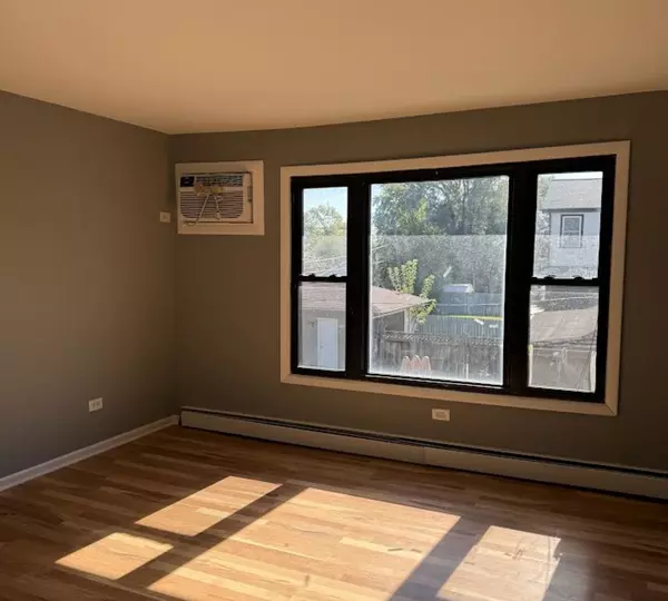 Bridgeview, IL 60455,7719 S Roberts Road