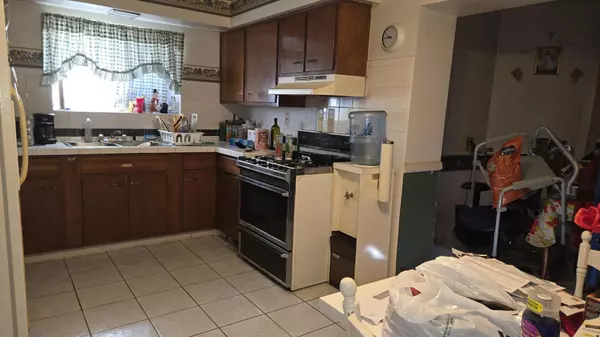 Glendale Heights, IL 60139,1474 Davine Drive