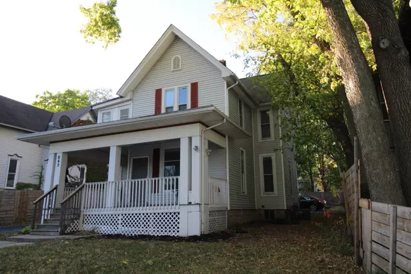 Rockford, IL 61103,842 N Court Street