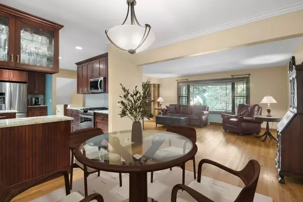 Naperville, IL 60540,325 Pine Court