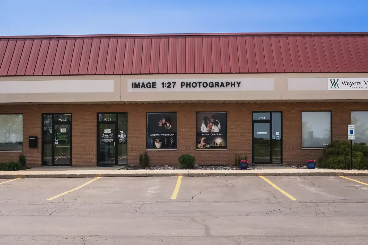 Lake In The Hills, IL 60156,9203 S Il Route 31