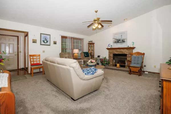 Bloomington, IL 61705,2803 Binghampton Lane