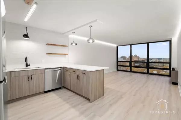 Chicago, IL 60614,1636 N Wells Avenue #2014