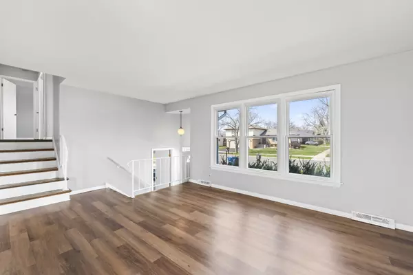 Richton Park, IL 60471,4827 IMPERIAL Drive