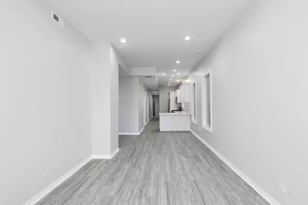 Chicago, IL 60609,3621 S Winchester Avenue #1