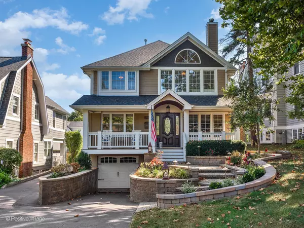 789 Hill Avenue, Glen Ellyn, IL 60137