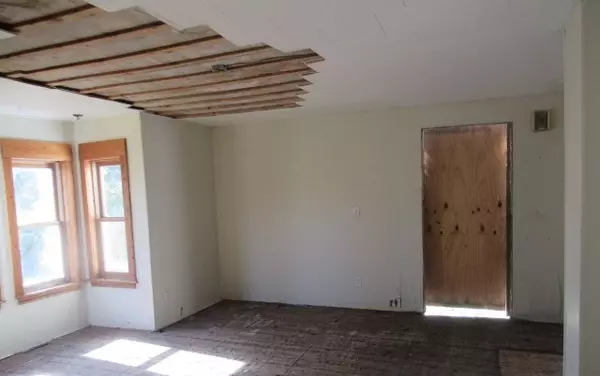 Kirkland, IL 60146,32300 White Street