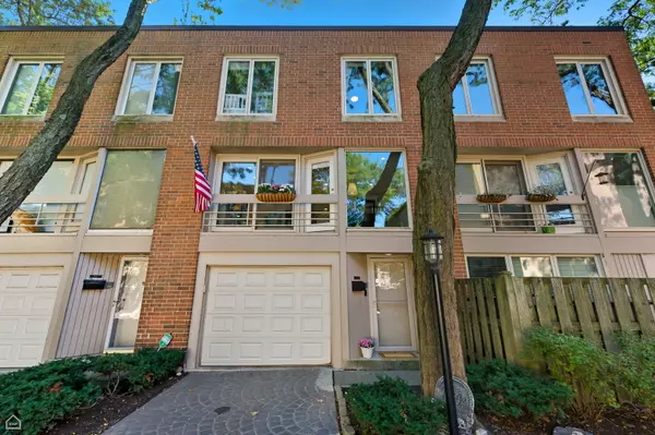 1812 N DAYTON Street, Chicago, IL 60614